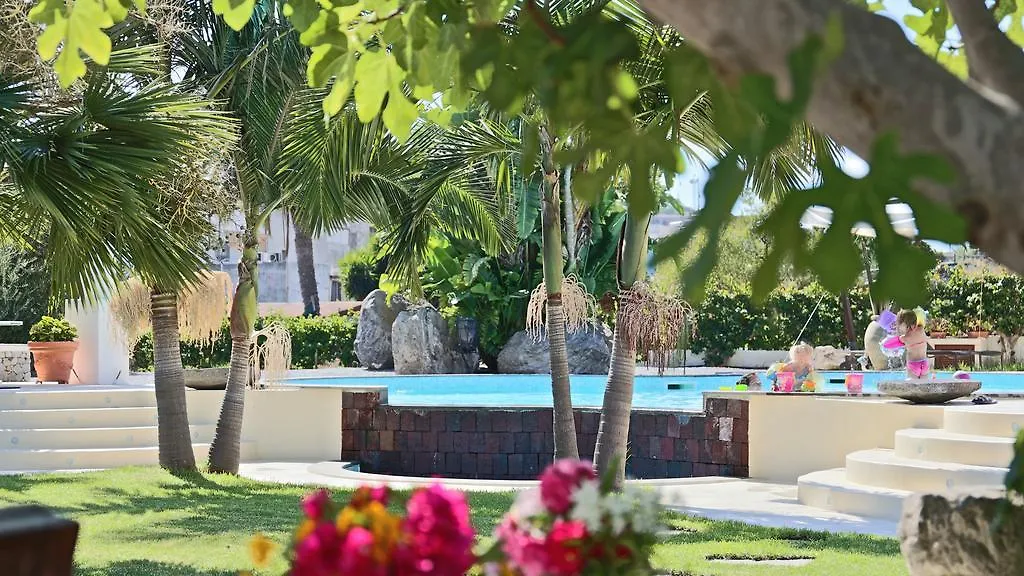 Aparthotel Residence Hotel La Giara Città di Lipari